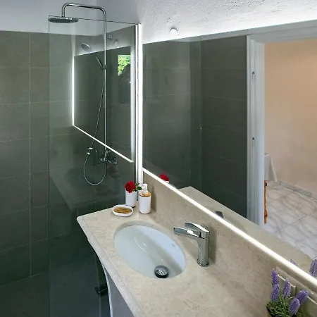 Damaskis * Kasziópi