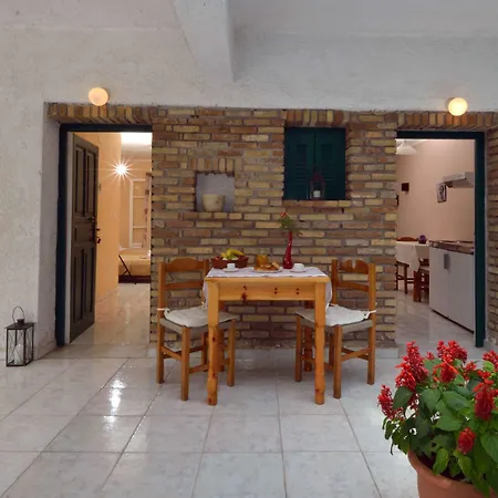 Apartament Damaskis *